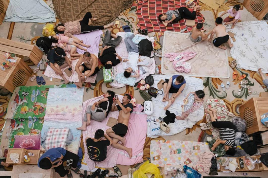 人在新乡，我们的家还在水里