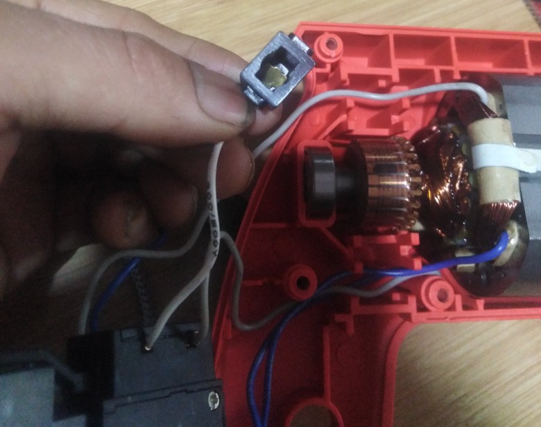 手电钻内部构造,手电钻的各组成部分图片