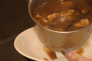 胡辣汤和胡辣汤有什么不同,胡辣汤为什么只能在河南吃到