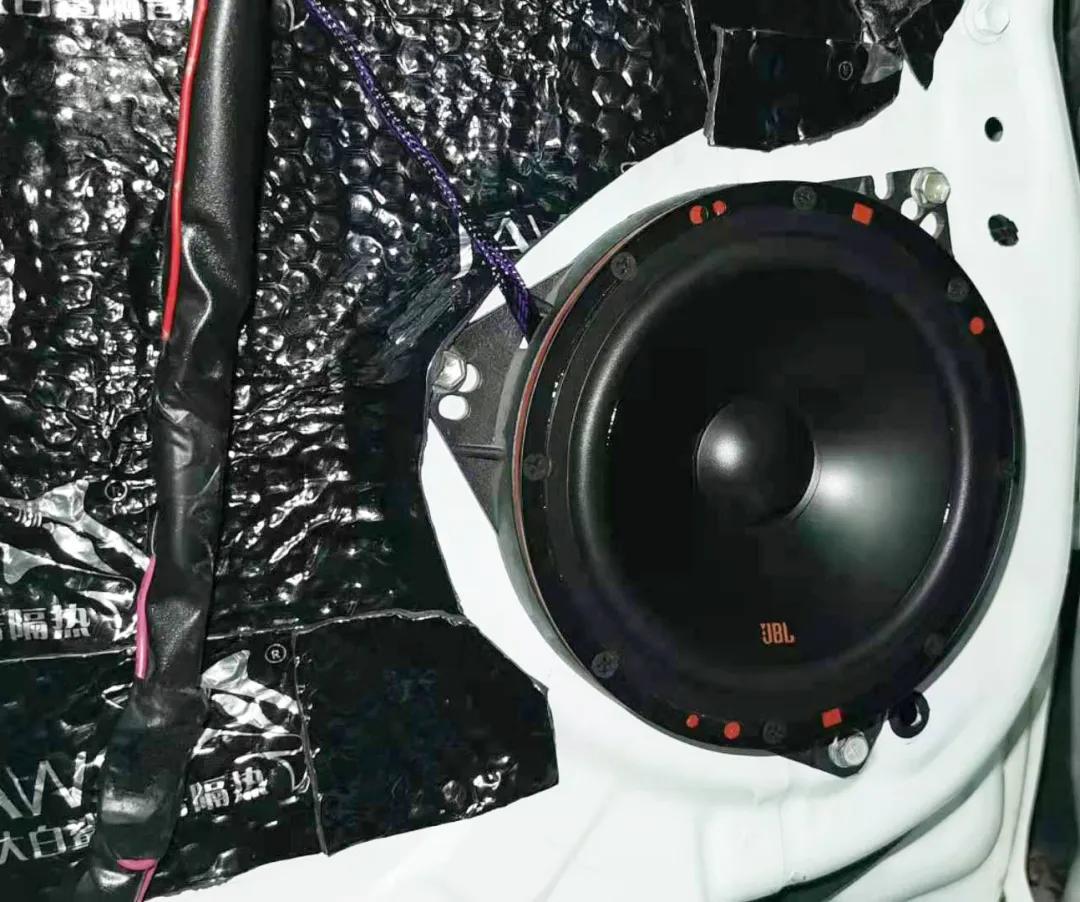 致炫jbl喇叭,致炫改jbl