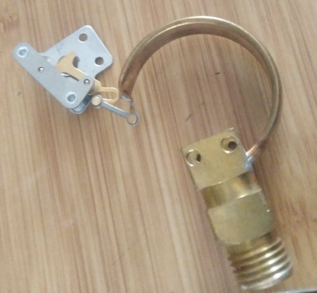 乙炔表各个部位名称,乙炔减压表结构说明