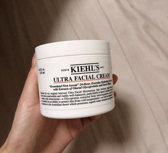 适合春夏用的抗氧化保湿面霜,对抗干纹的面霜