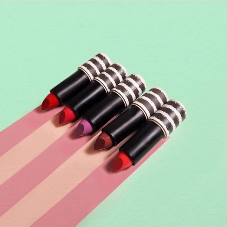 快时尚彩妆是什么,快时尚品牌店是正品吗