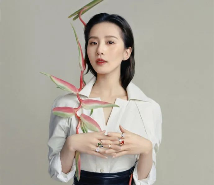 口红叠加涂的正确方法,口红混涂正确涂法和小技巧