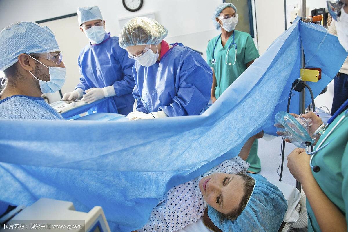 孕妈们来说说剖腹产打麻药疼吗,产科医生说顺产与剖腹产