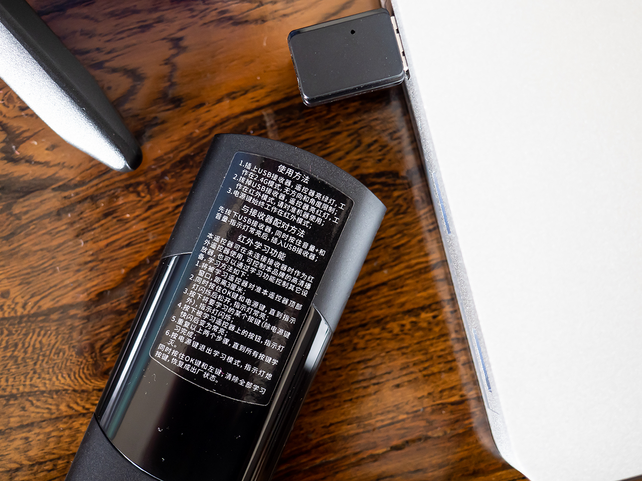 现在一千块钱左右的电视机,现在一千块手机