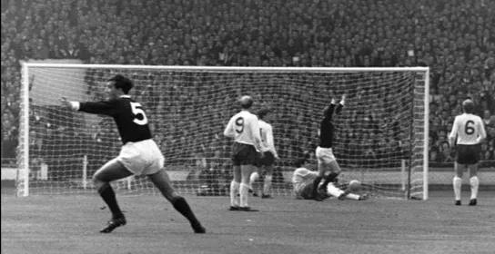 盘点足球历史上一些不可思议的事,关于足球的历史和现状的研究讨论