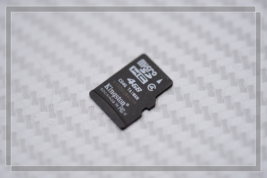 手头这多卡—到底哪款TF卡才值得购买?