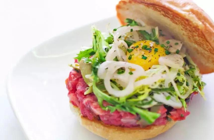 憨豆先生的大灾难被剪辑部分,憨豆先生鞑靼牛肉为什么难吃