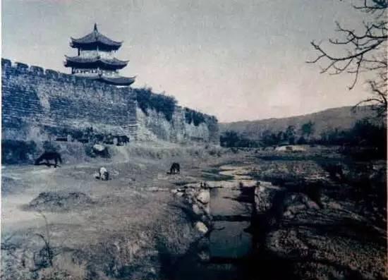 曲靖有个地方叫做什么名字,曲靖哪个名字最好听