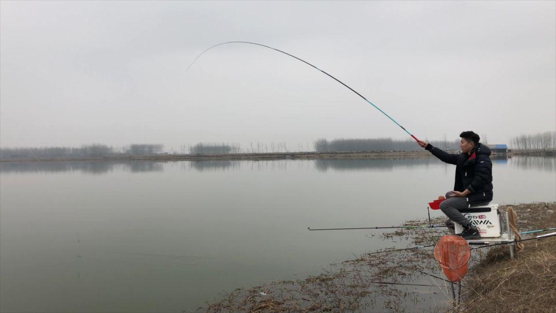 化氏湛卢鱼竿只卖200是真的吗,化氏湛卢6.3米鱼竿值得买吗