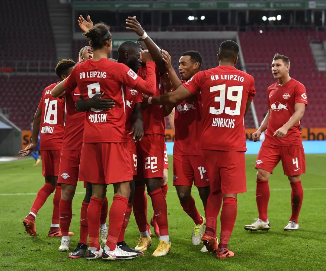 四强全部出线,德甲四强全胜