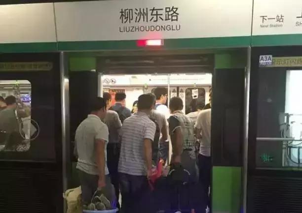 董卿说青春期的孩子怎么管教,董卿告诉孩子这就是教养