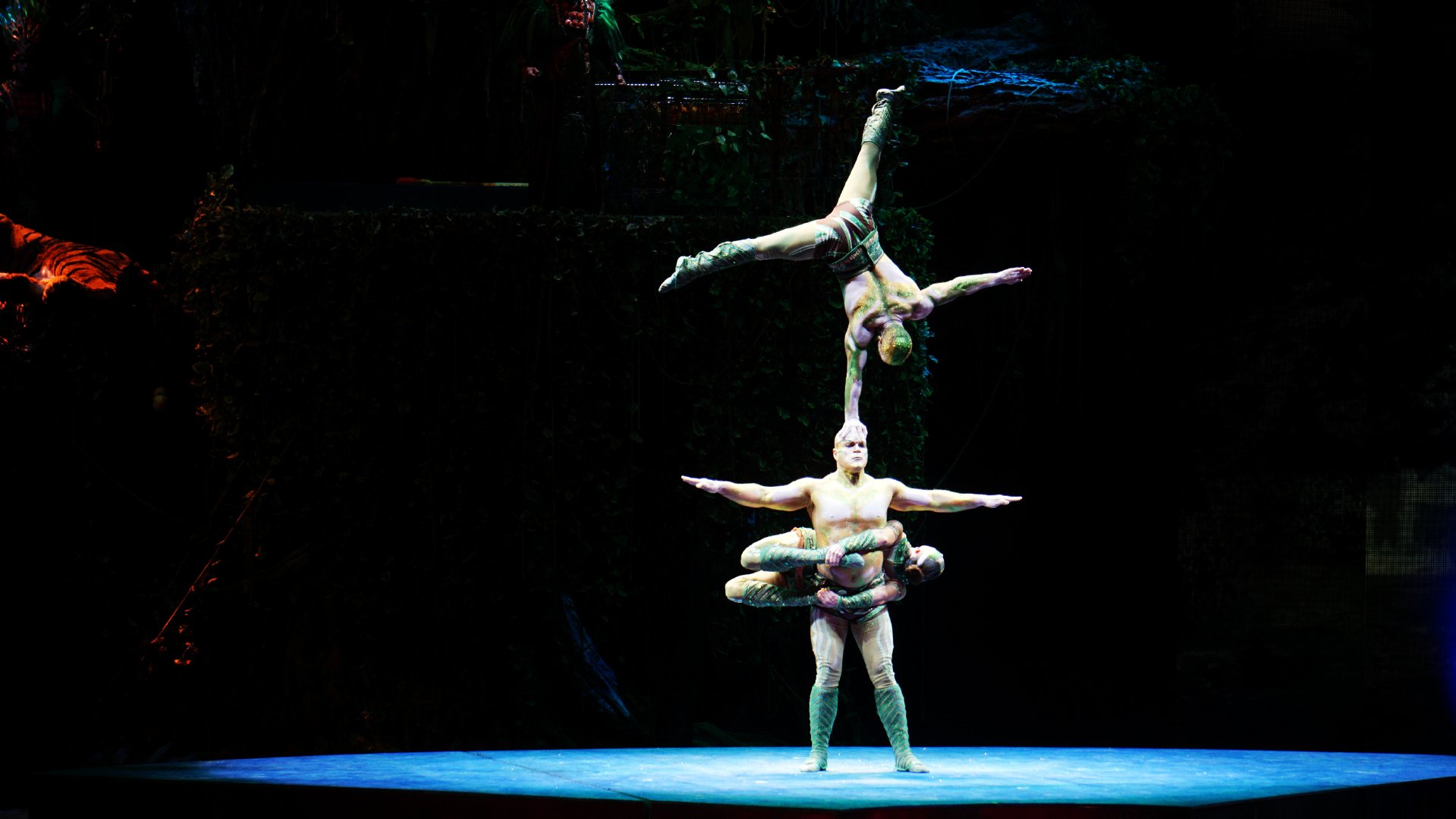 珠海长隆龙秀表演,珠海长隆大马戏龙秀还有吗