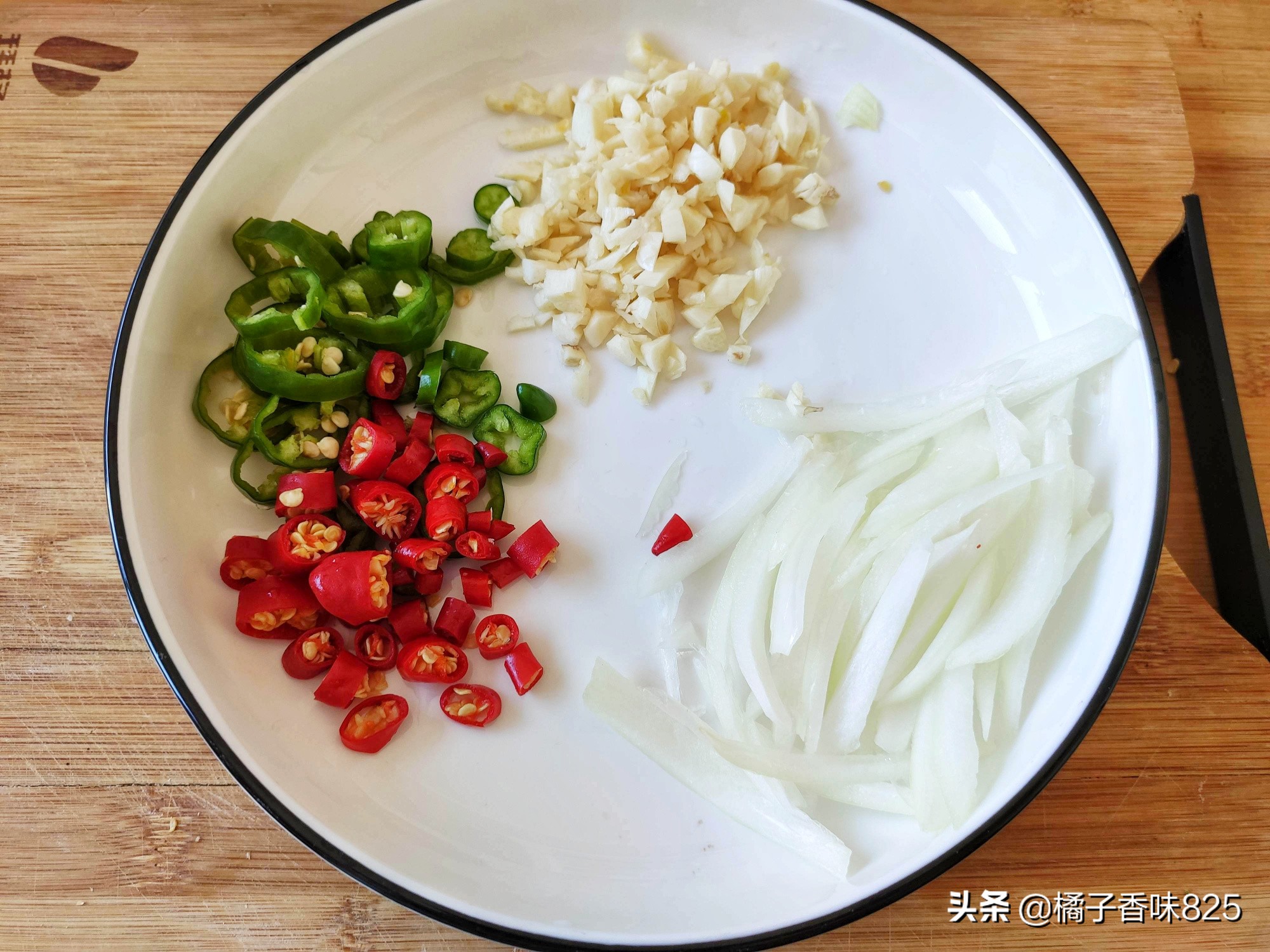 家庭版锡纸肥牛金针菇的做法,超下饭锡纸肥牛金针菇