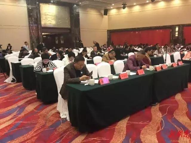 冬天里的一把火是外国歌曲吗,冬天里的一把火东方舞