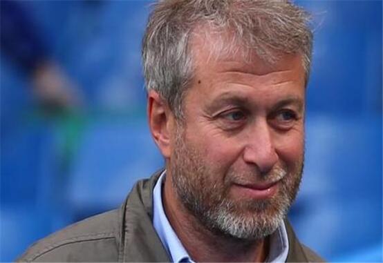 叶利钦亿万富翁,叶利钦家族掌管俄罗斯多少财富