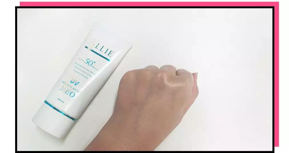 热门防晒霜的测评视频,爆款好物分享女士防晒霜