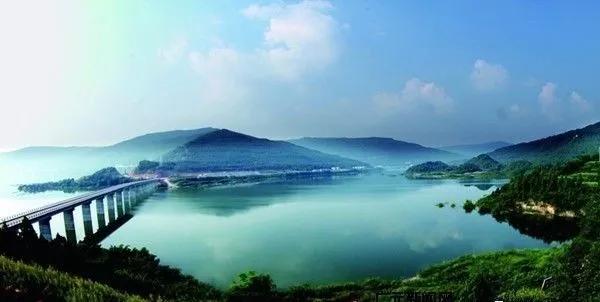 闲坐凉亭、徒步森林、畅快橡皮艇，快来苍溪纳凉避暑~