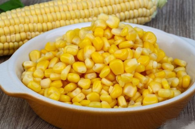 透露一个好消息，这才是玉米饵最牛的用法秘诀，猛拔鲤鱼十拿九稳