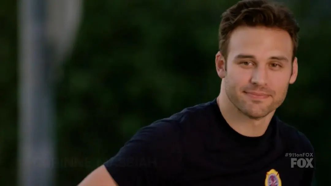 刷爆抖音的生死大片，捂住心脏看完，太过瘾了