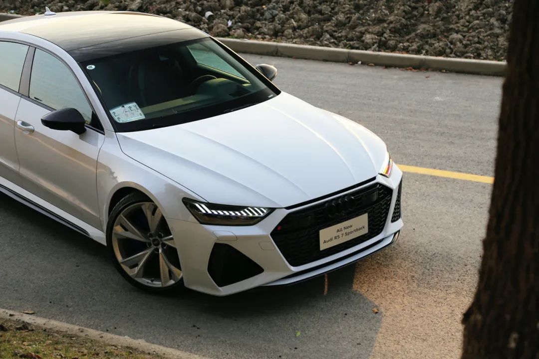 燃油车的魅力奥迪rs7,中国首台奥迪rs7-r