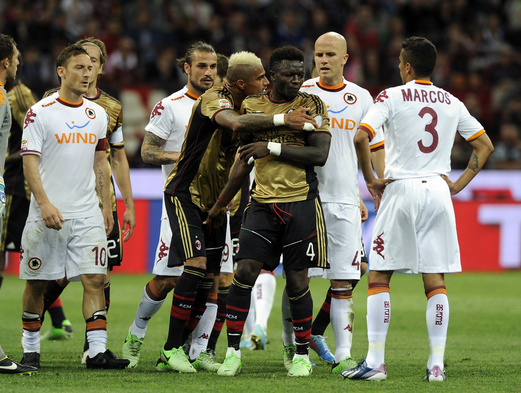 他是加纳唯一一位三冠王球员,勤奋顽强却“脑子不好”