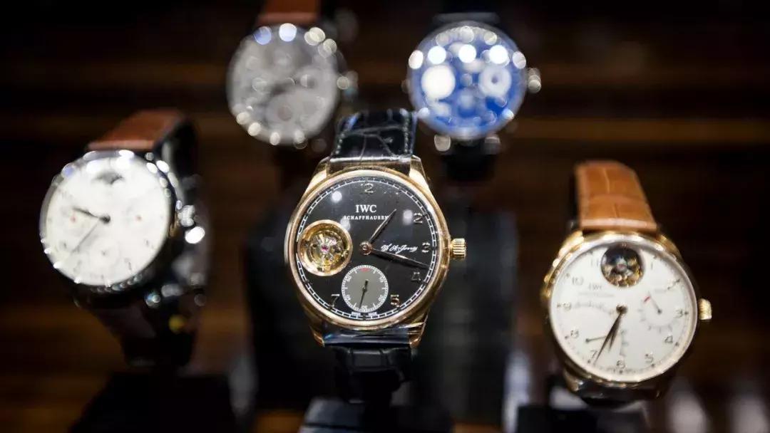 机械腕表没任何技术含量,机械手表机芯不带钻耐用吗