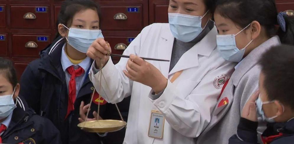 文科生医学专业就业前景,适合文科生的大专医学专业