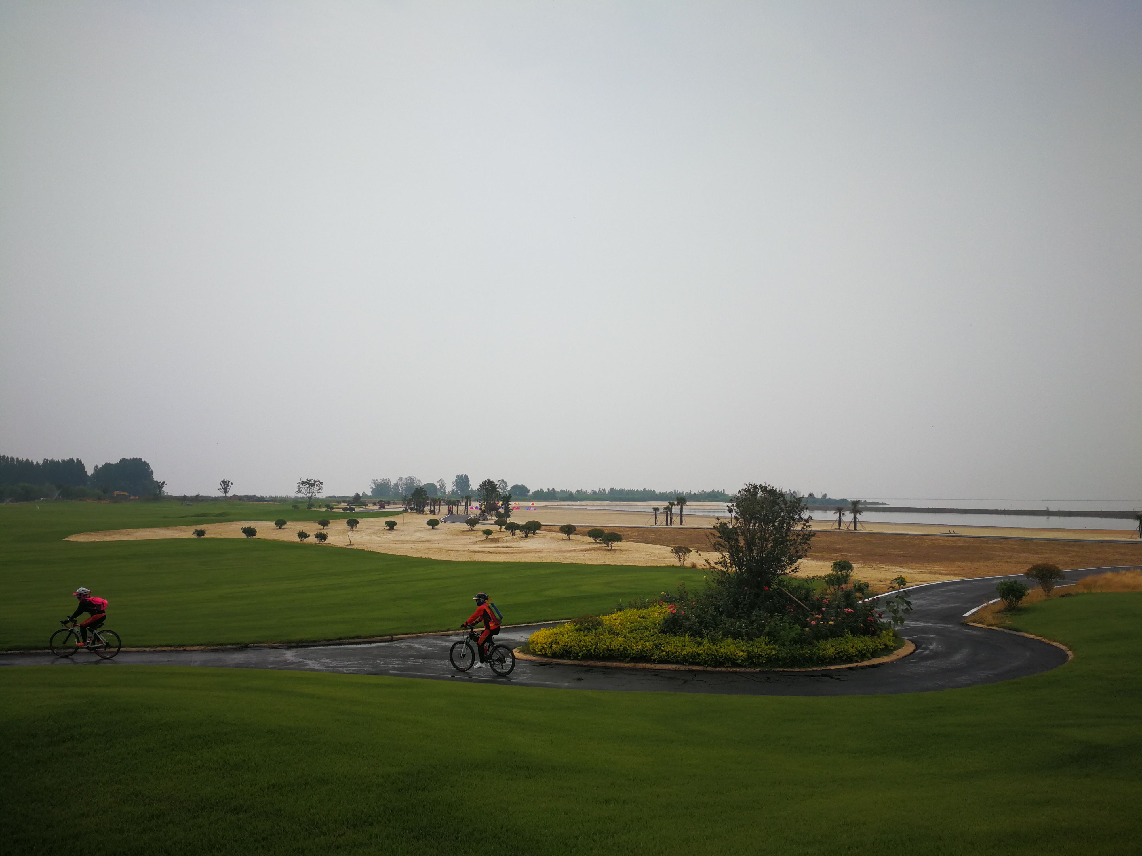 微山湖容商航空旅游项目开飞运营