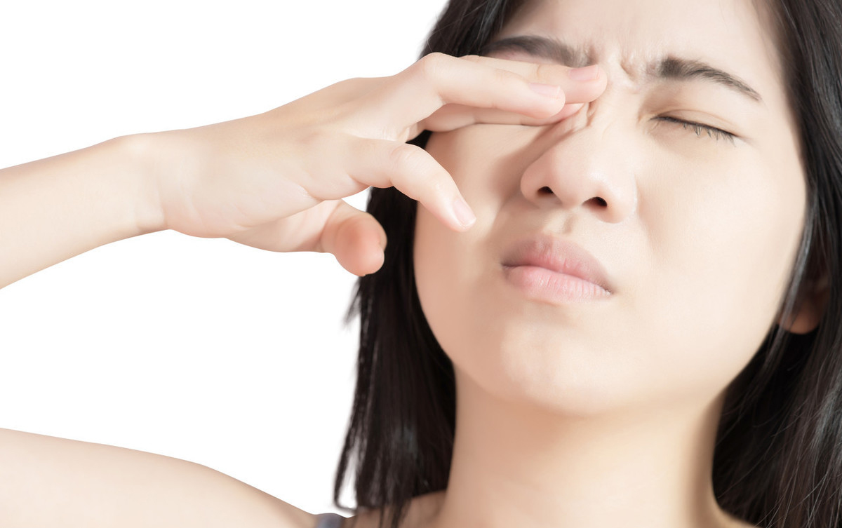 一到这个季节眼睛就发痒怎么治呢,眼睛一到春秋季节就奇痒无比