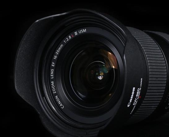 单反镜头lens是什么意思,单反镜头黑点什么原因