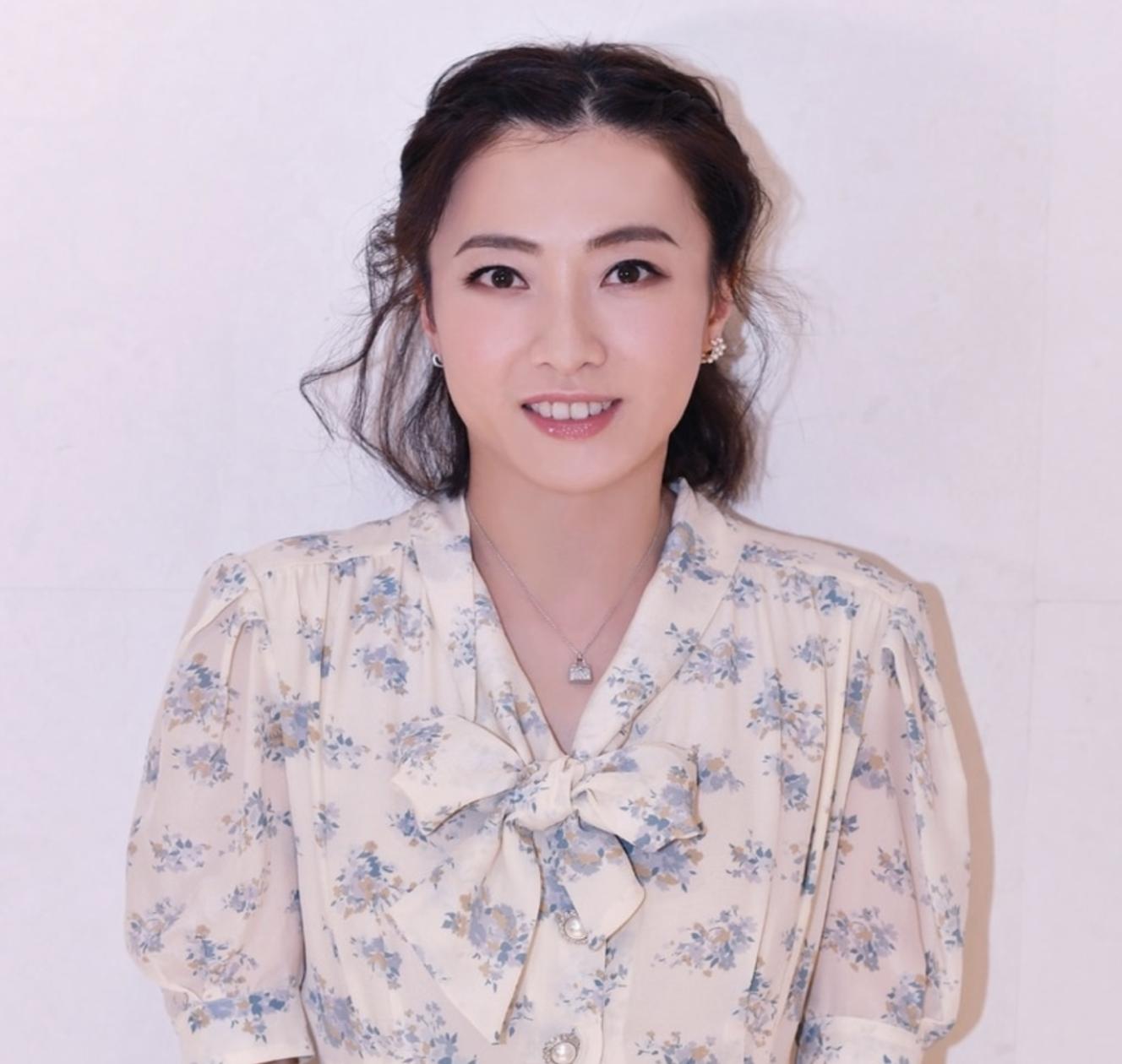 甘比刘銮雄最近消息,甘比刘銮雄亏45亿