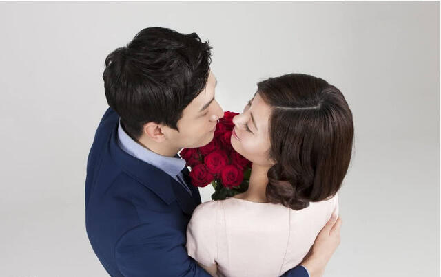 面试官问：男上司想追你，怎么办？姑娘的一席话让人刮目相看