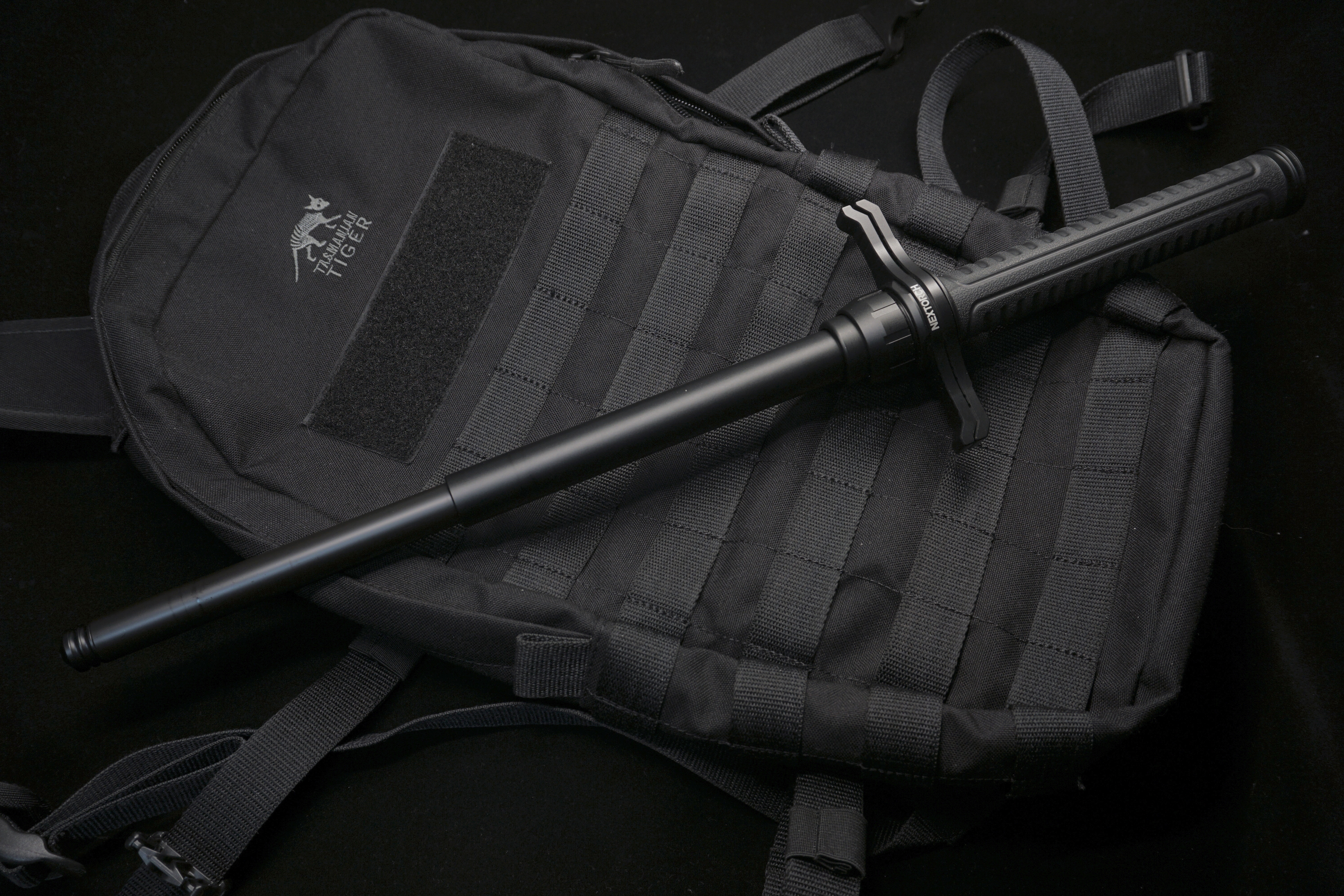 纳丽德nex格挡机械甩棍,nex纳丽德甩棍评测