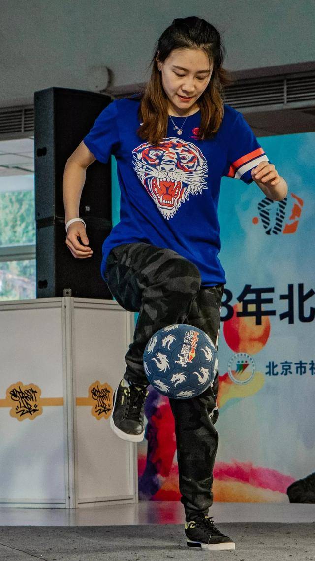 体育故事简短,体育足球故事