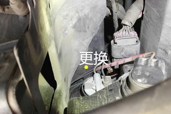 如何鉴定事故车,2011款君越怎么辨别事故车