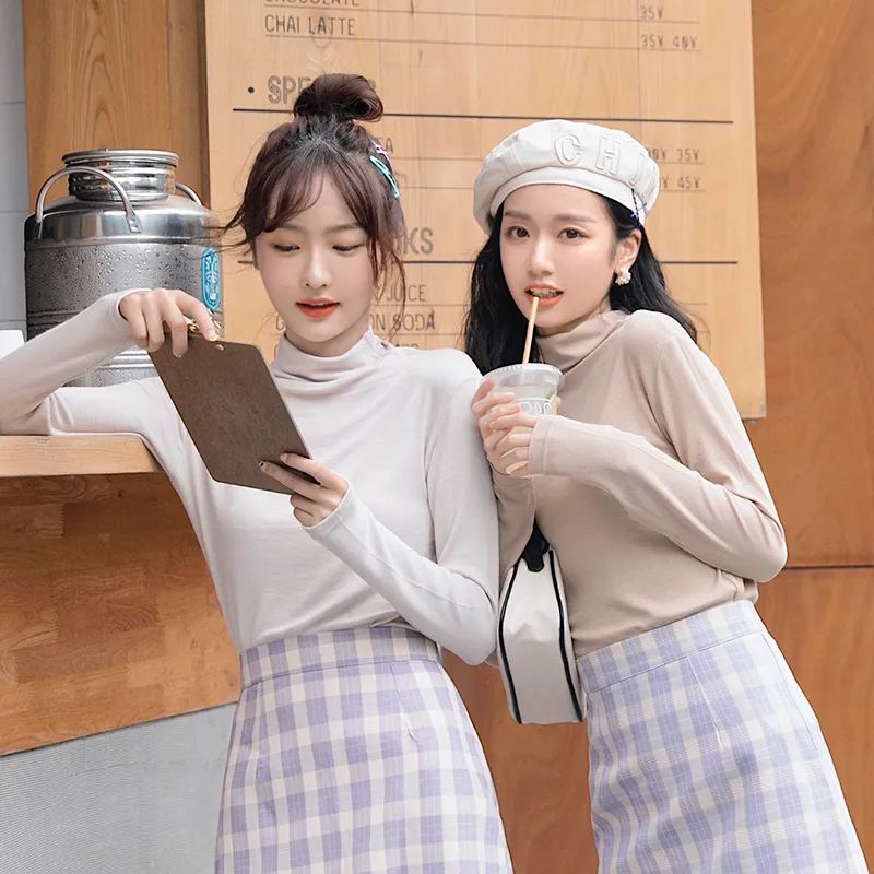 别穿土气的打底衫今年流行9款,选打底衫怎么选