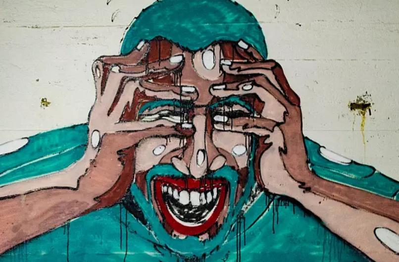 过年回家亲戚问工资怎么回复,过年被问到工资怎么回答