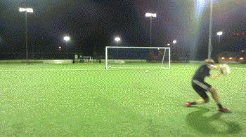 足球守门技巧和方法,小学生足球守门教学