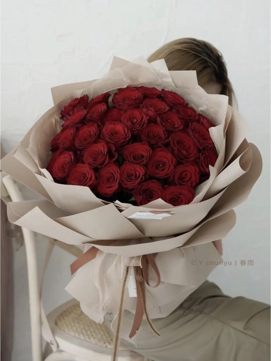 经典玫瑰鲜花,99朵玫瑰花束网红款