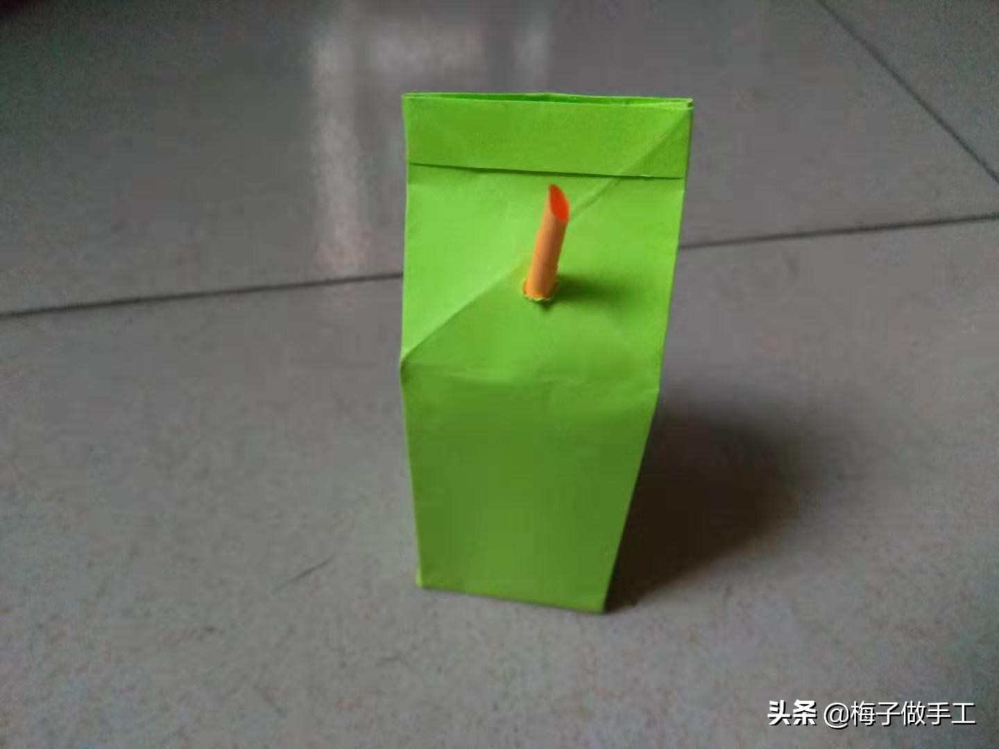 手工折纸简单好看的牛奶盒,简单折纸手工牛奶盒长方形纸