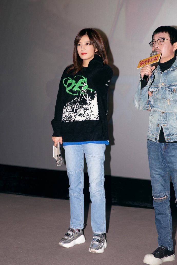 赵薇短发刘海,赵薇齐刘海短发