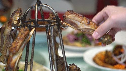 从吃开始,3分钟告诉你,*疆新**人到底有多大?