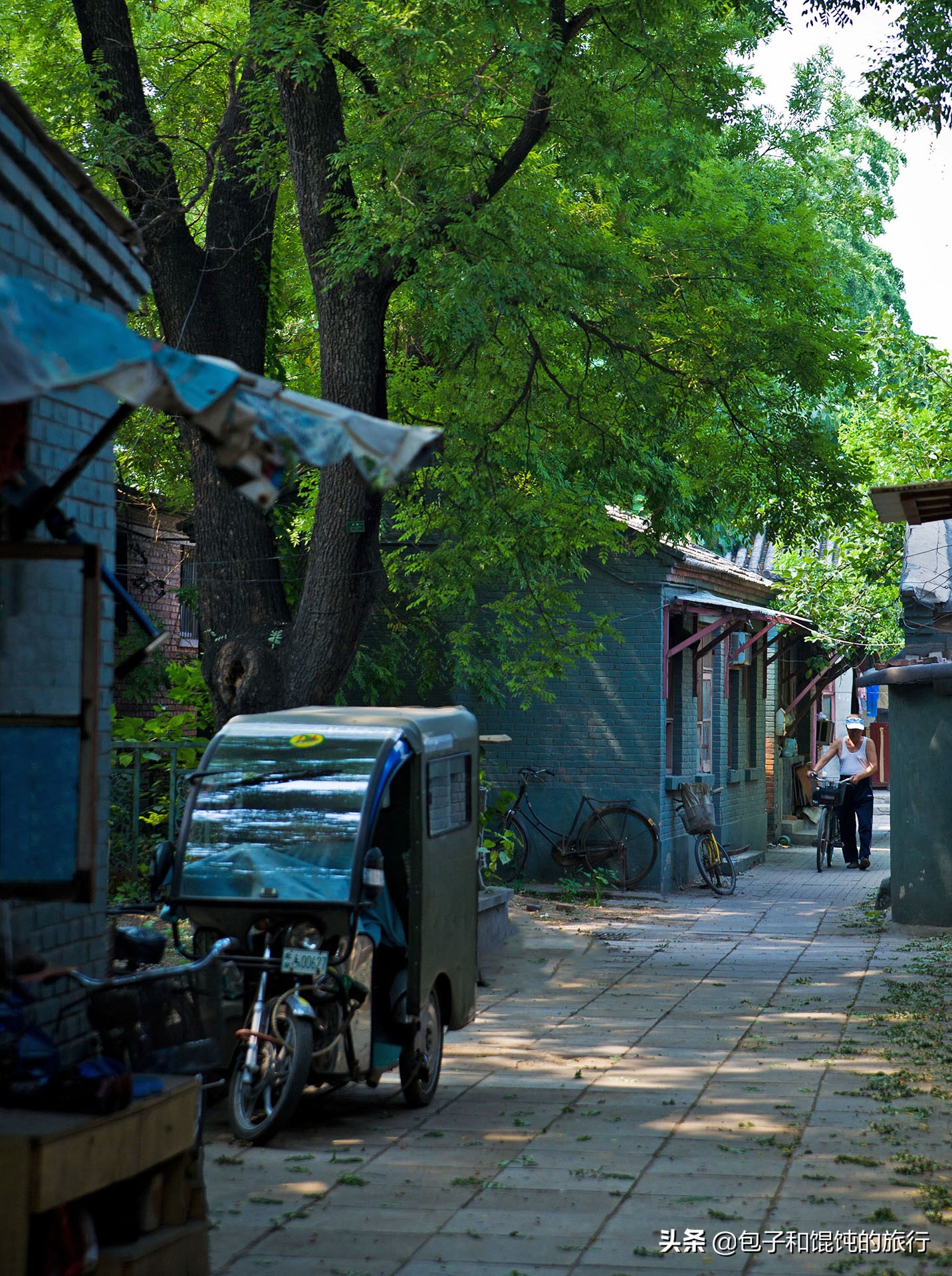 北京东城方家胡同，盛夏寻访一座已成大杂院的王府，13号院的秘密