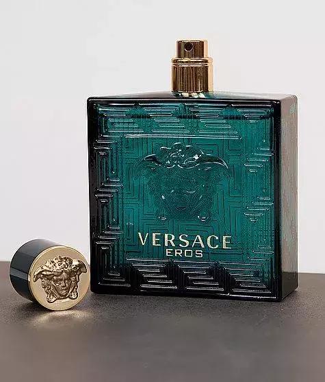 哪款香水好闻又持久男生适合用,男生喷的淡香水推荐哪款好闻