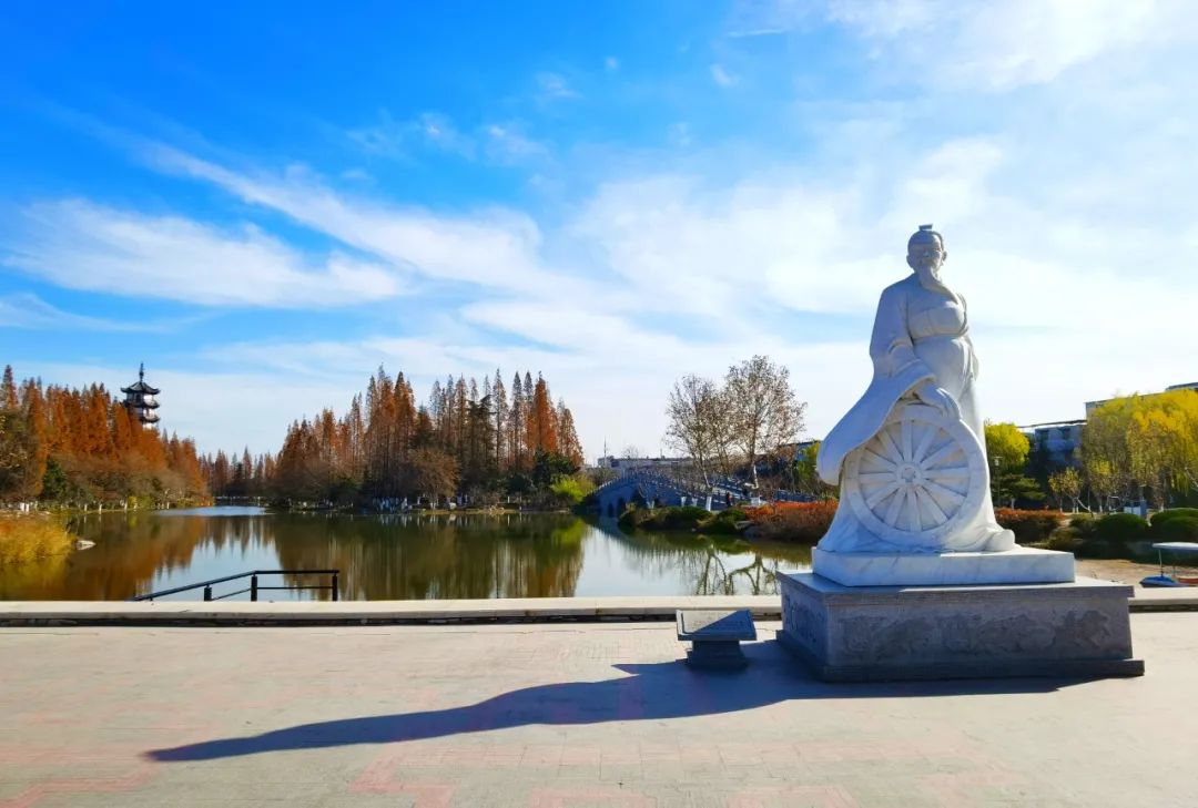 牵手徐工再签6个项目!邳州有只“小老虎”凛凛生风