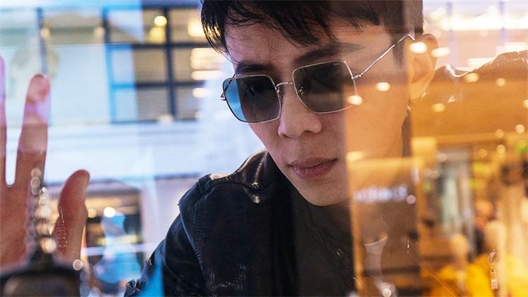 雷朋太阳镜适合什么脸型,雷朋哪款墨镜戴着无痕