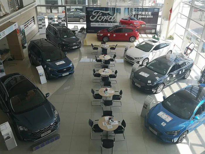 007亲探福特上海永达店客流回升锐际一车难求
