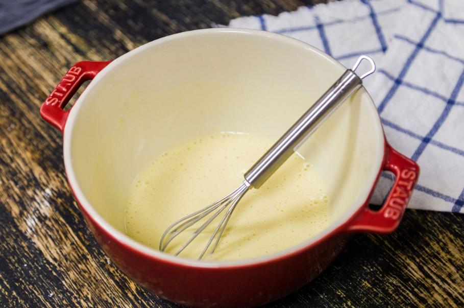 炸小鱼，用面粉还是淀粉？多数错在这一步，难怪不酥脆，还容易皮